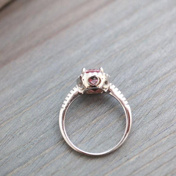 S925 1ct Pink Moissanite Diamond Round Halo Style Engagement Ring Silver - Picture 4 of 6